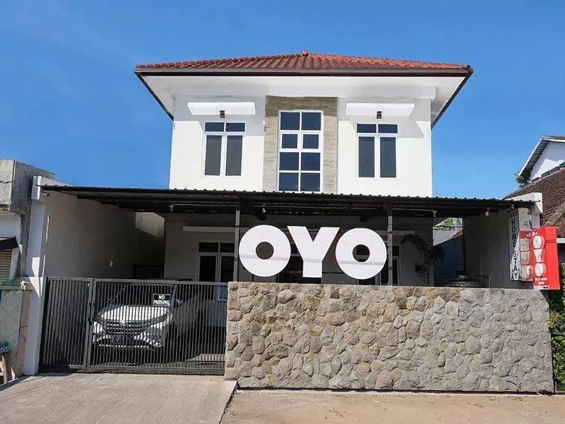 Super Oyo 995 Alice'S Homestay Syariah Jembel Eksteriør bilde