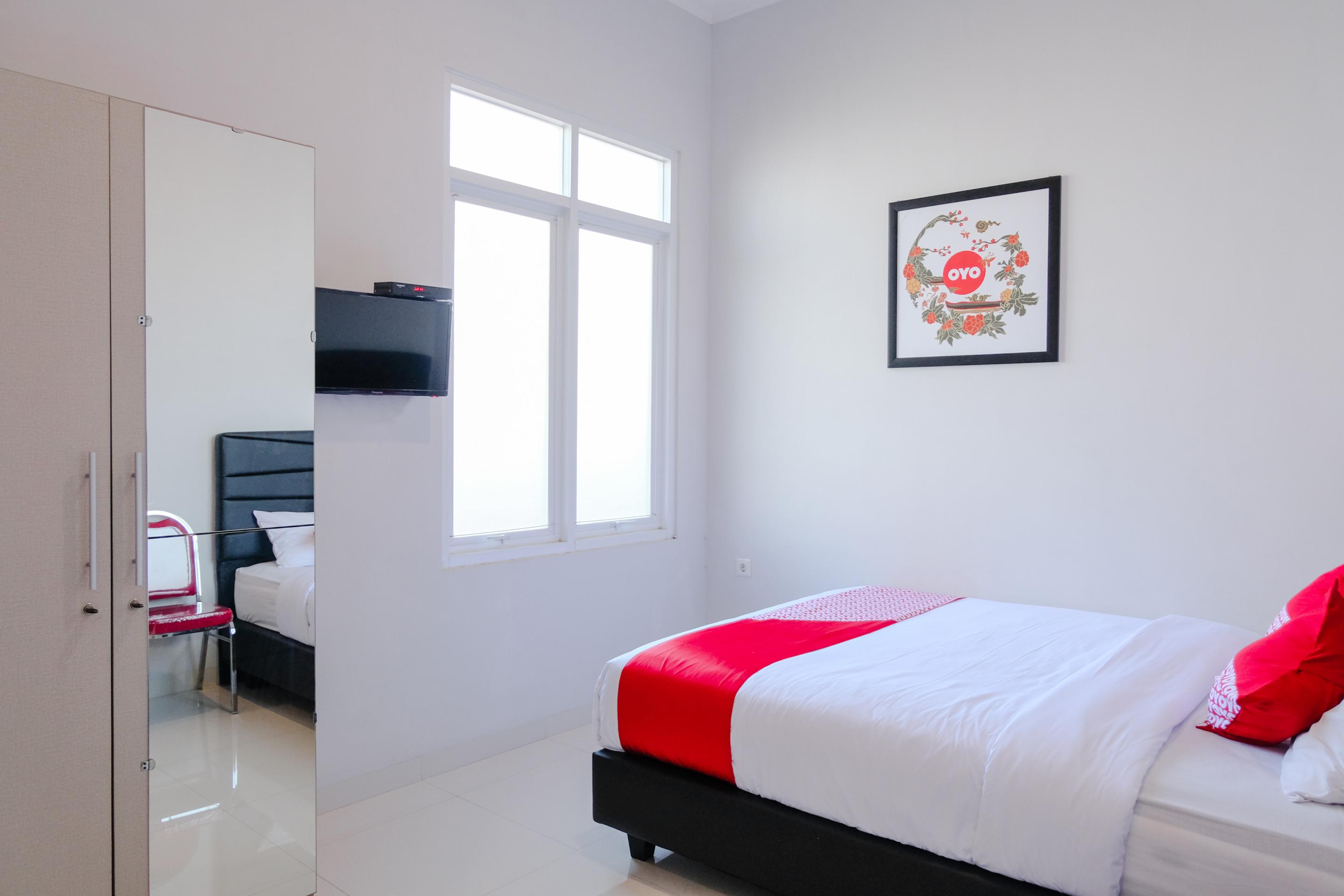 Super Oyo 995 Alice'S Homestay Syariah Jembel Eksteriør bilde