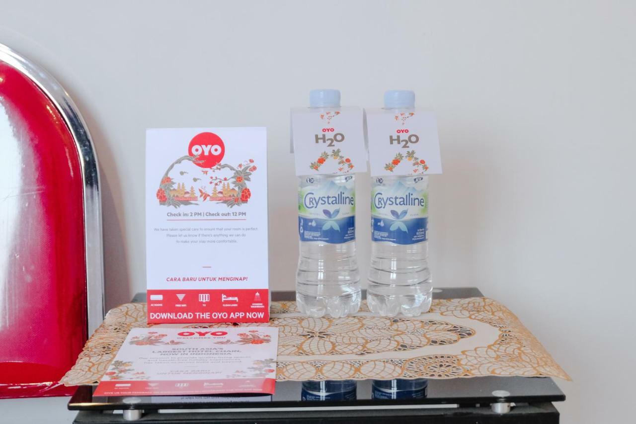 Super Oyo 995 Alice'S Homestay Syariah Jembel Eksteriør bilde